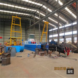 Land 300cbm/H Cutting Suction Dredger With Dredging Dragon Machine