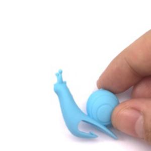 China Customized Shape Silicone Glass Markers , No Plasticizer Stemless Wine Glass Markers factory