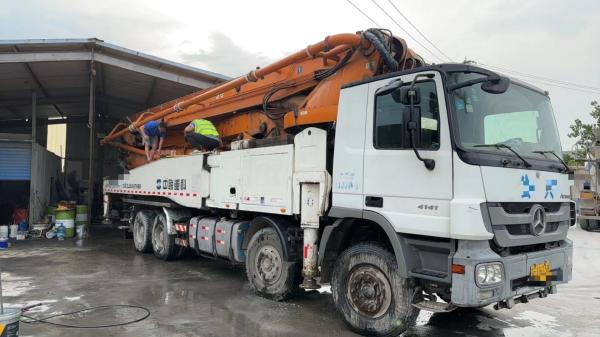 Hydraulic Machining Process Red 56 Meter Concrete Pump Truck Direct Delivery