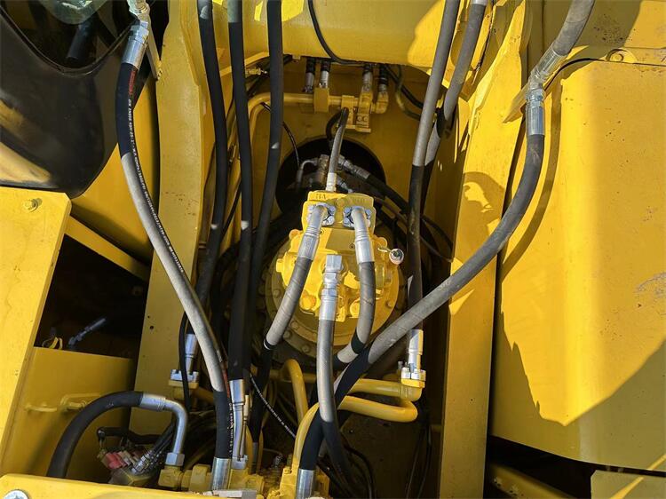 Japan Made Used Komatsu PC300 PC300-7 Excavator Original Hydraulic Pump Included