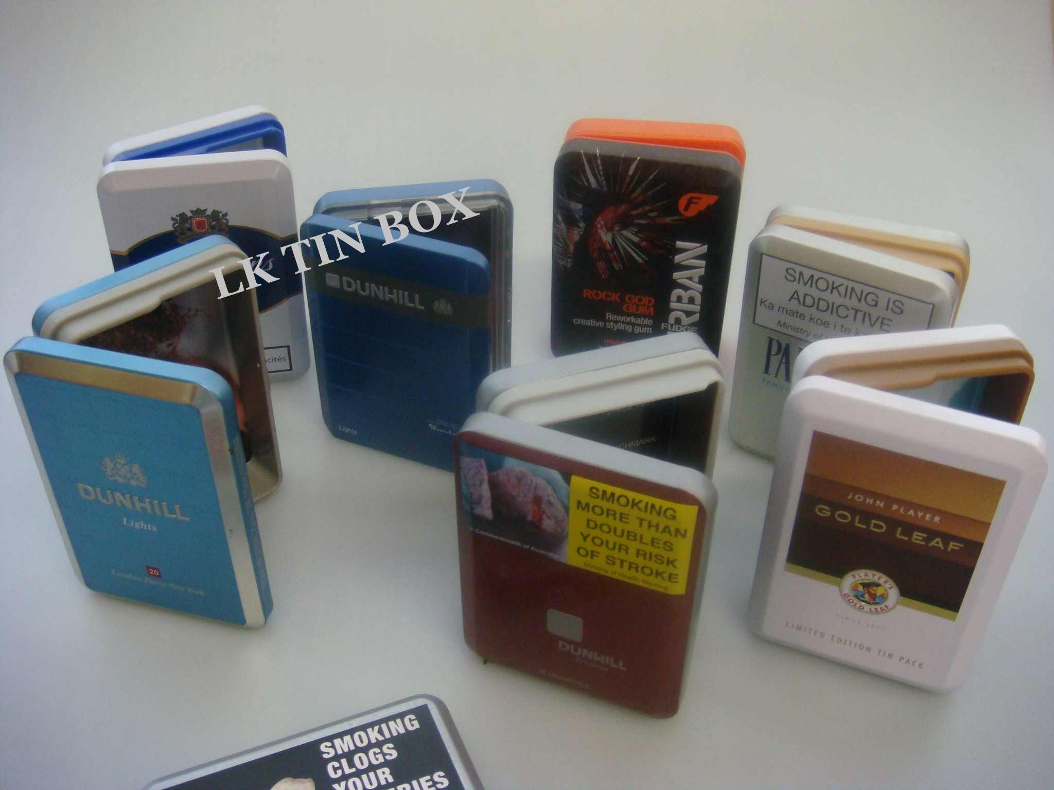 Hard 1 Pack London Embossed Cigarette Tin Can With Plastic Insert