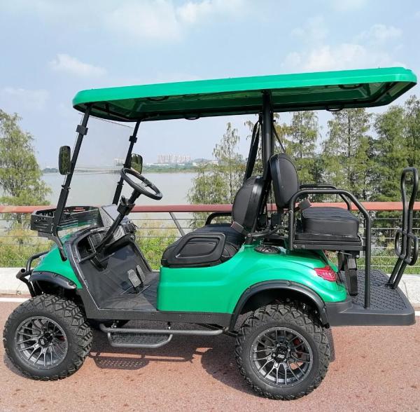 Off Road Electric Lifted Golf Cart 10 Inch TFT IP66 CARplay Display 4 Seater