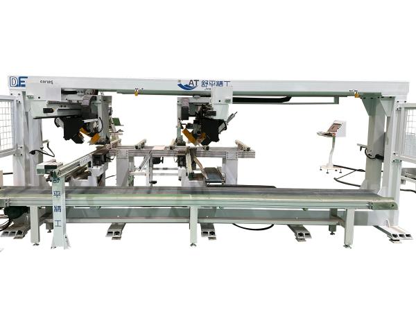 China 3 Phase Door Frame Machine Multifunctional Membrane Door Making Machine factory