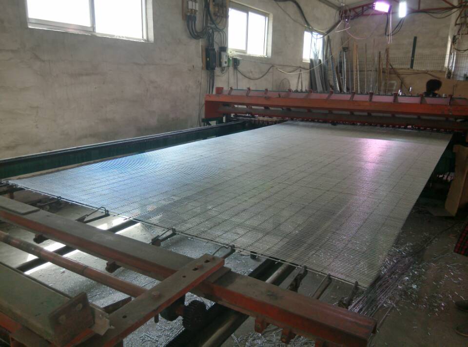 Low price steel wire mesh 358 mesh sheet