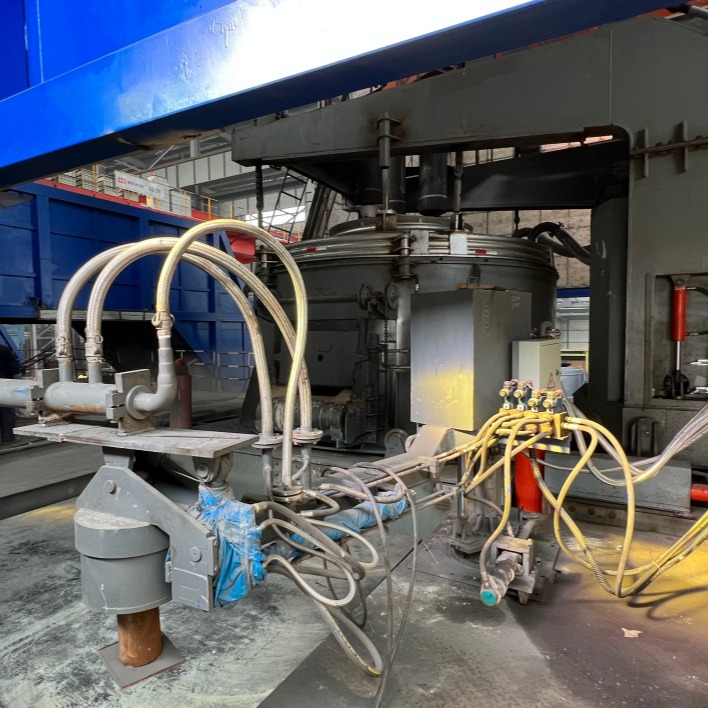 Welded Steelmaking Electric Arc Furnace With 200-300mm Furnace Lining Thickness