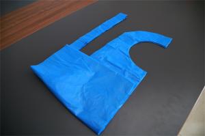 China Oil Resistant PE Disposable Apron Sleeveless For Painting And Coating Protection factory