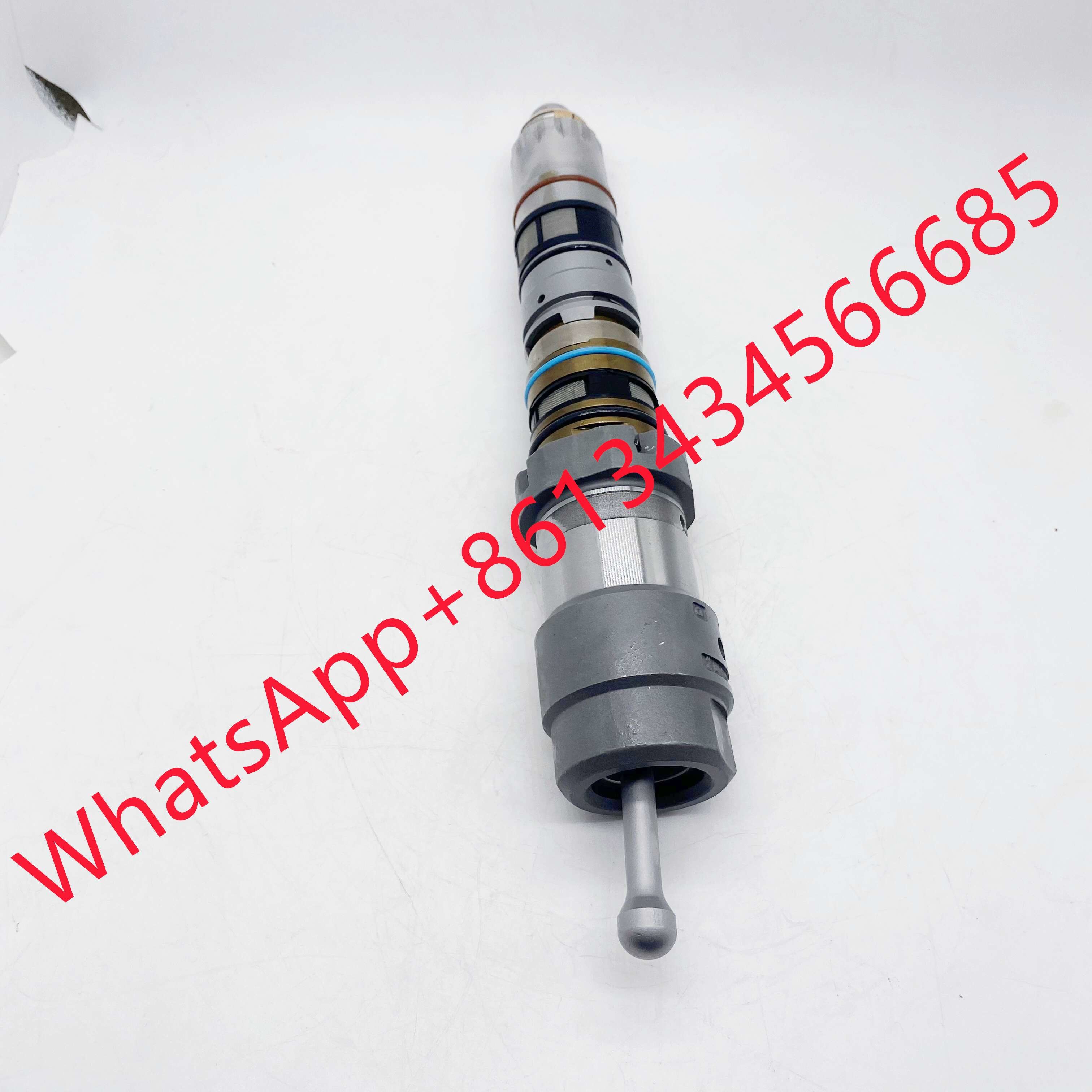 Common Rail Diesel Fuel Injector 4902827 4077076 4062090 For Cummins / Komatsu Engine QSK23 / SA6D170E-3