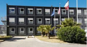 China shipping container office/offshore accommodation container/office for sale factory