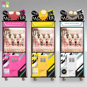 OEM Wood Cabinet Custom Big Claw Arcade Crane Machine With Bill Acceptor