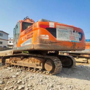 China Less Hour Cheap Used 21ton Doosan Crawler Excavator Machine Second Hand Imported Dx215 220 225 Excavator for Sale on sale