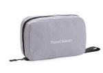 Nylon Mens Toiletry Bag ROHS Certificated For Travel Camping Outdoor