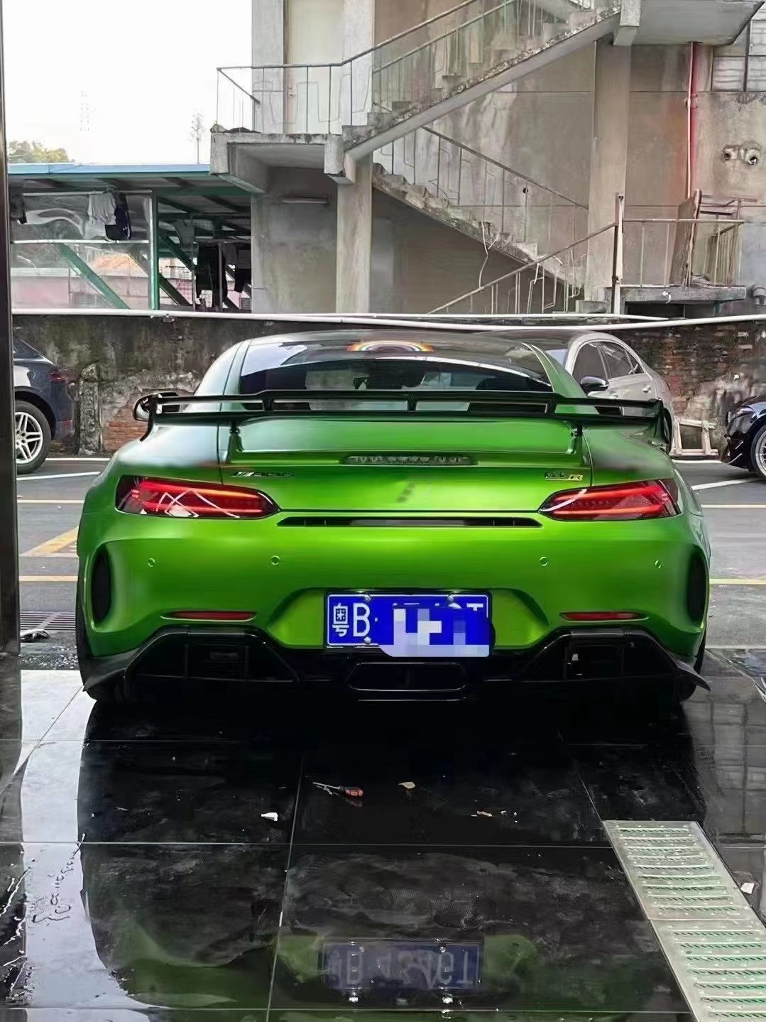For Benz AMG GT GTC GTR Carbon Fiber Spoiler Carbon Fiber Material AMG GT GTC GTR Upgraded PRO Style Spoiler Body Kit