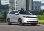 Fast Ship High Speed Aito M7 Electric Vehicle Car Petrol Fuel 1.5L Hybrid Car