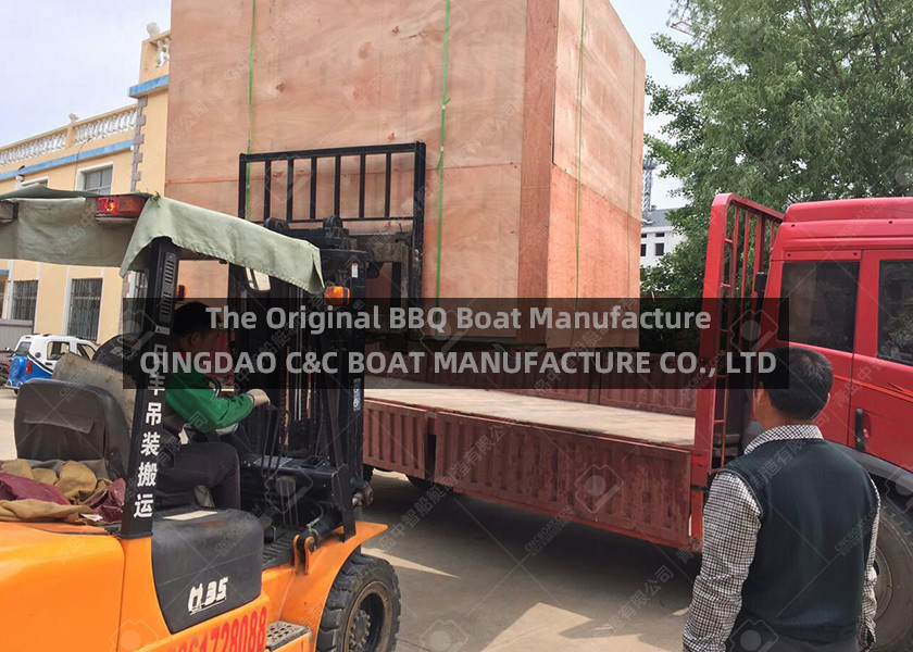 12 Adults Outboard Powered Carbon Fiber BBQ Boat
