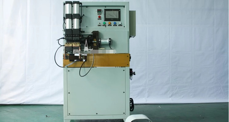 Durable Resistance Welding Machine Adjustable Secondary Welding Current In 8 Grades