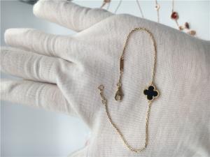 China Van Cleef Arpels Sweet Alhambra Bracelet 18k Yellow Gold With Carnelian factory