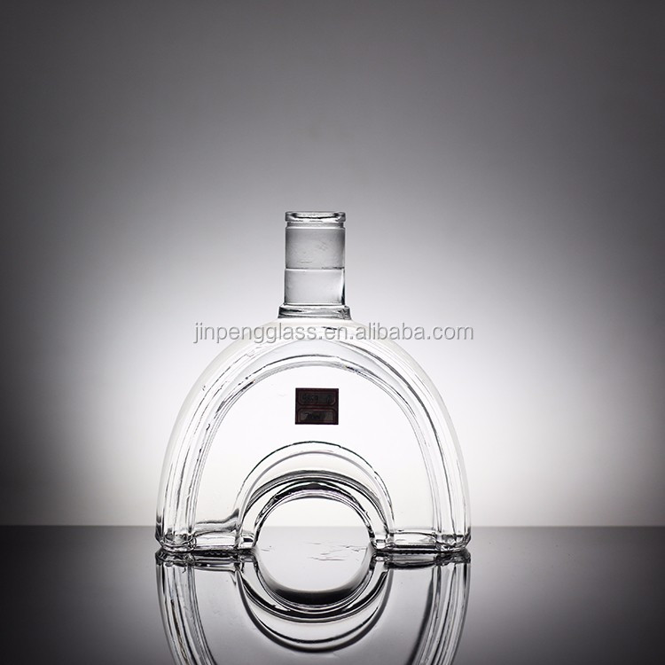 Popular Design Super Flint 700ml Vodka Glass Bottle with Cork and Transparent Glass