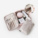 Pure Color Polyester Waterproof Toiletry Bag For Travel