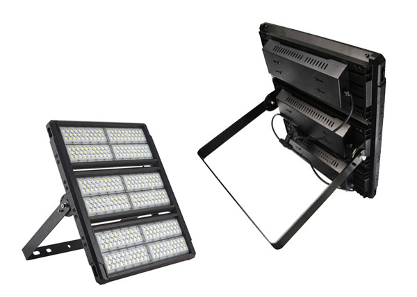 China 160lm High Efficiency Narrow Beam angle 10DEG Flood Lights For Sporting Grounds 900W 144000lm Luminous LY-HB0918 factory