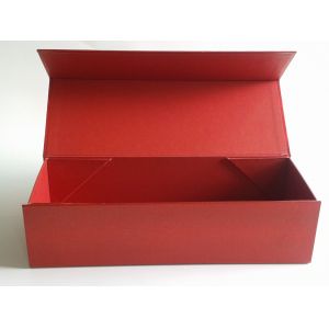 Embossing Elegant Cigar Gift Boxes Foldable Coated Paper with red