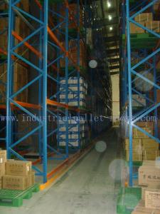 China Narrow Aisle Heavy Duty Pallet Racking System Stacked Forklift Operation factory