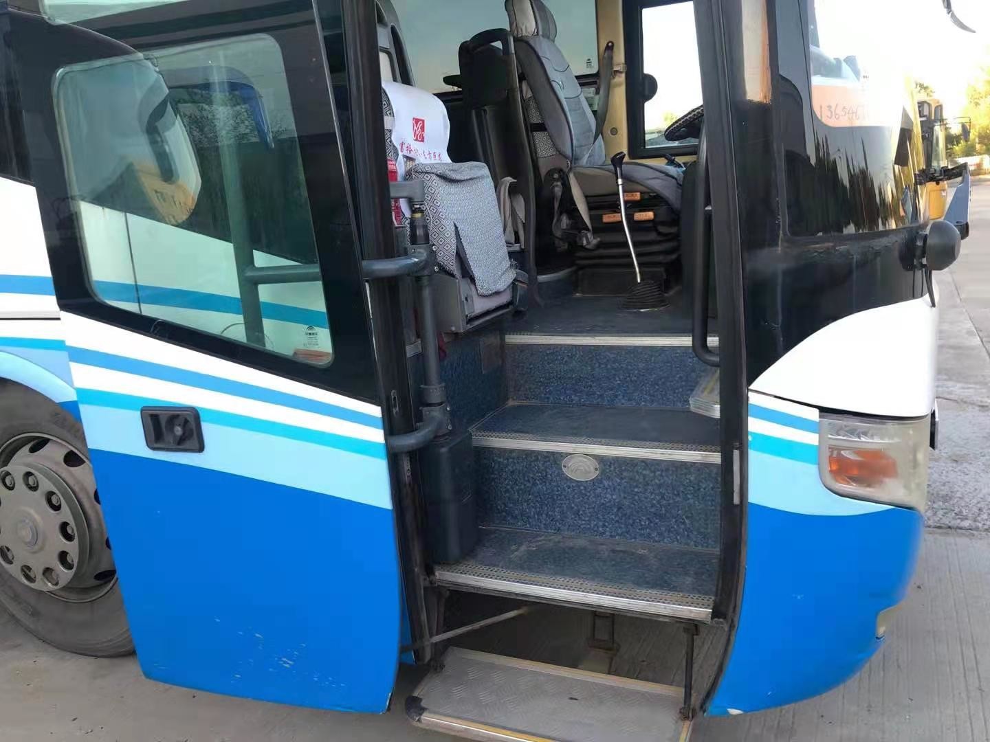 53 Seats Used Yutong ZK6127 Bus Used Coach Bus 2008 Year New Seats Diesel Engine LHD In Good Condition