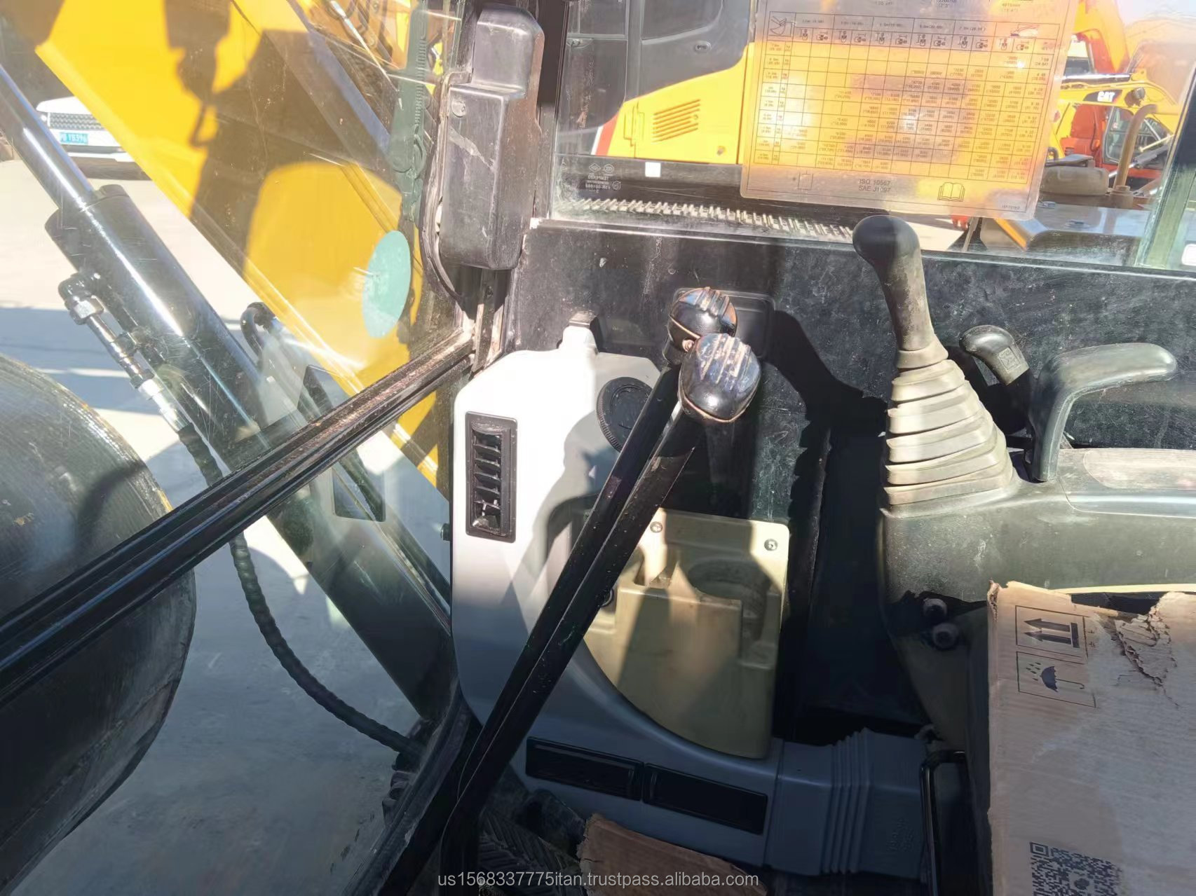 cat 305.5e2 excavator suitable for different applications and customer requirements