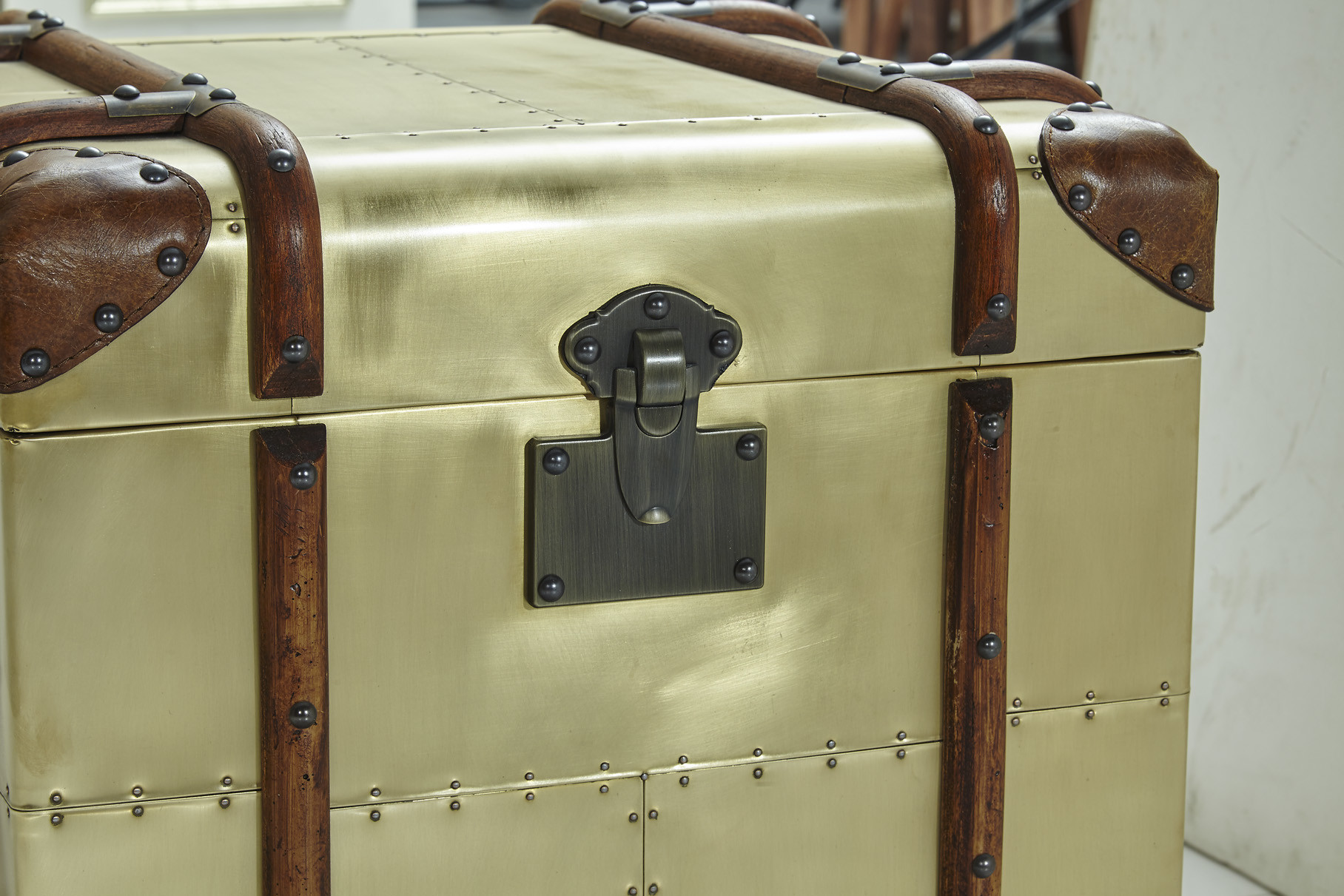 Office Lifted Cover Brass Leather Storage Trunk Full Genuine Leather Handle