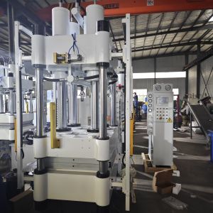 Automatic Air Spring Vulcanizing Machine with Multi-station Alternating and