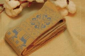 China Trendy vintage style christmas deer patterned design cotton winter knee high thick socks factory