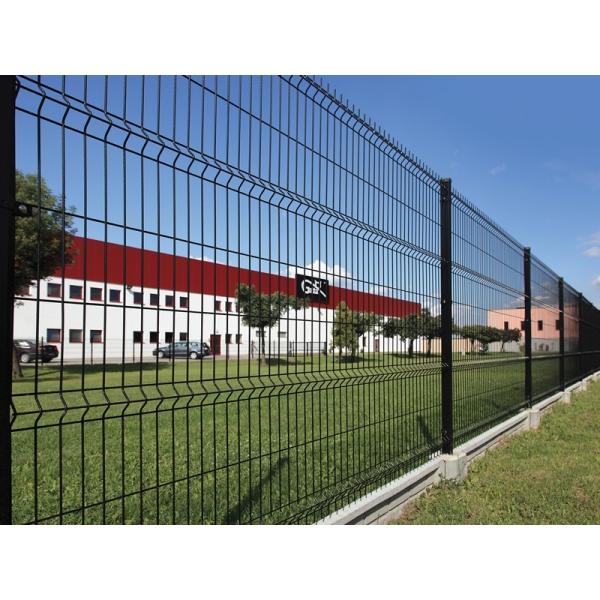 Farm Security 3.5mm Welded Curved Mesh Fence Powder Coated