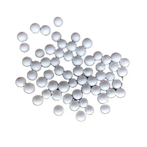 China International Standard SiC Content % 1%Max Fe2O3 Ceramic Balls for Catalyst Support factory