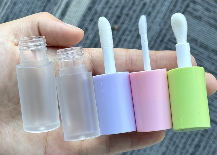 Pink Yellow Clear Blue 4ml Lovely Lip Gloss Tube with Lip Oil Container