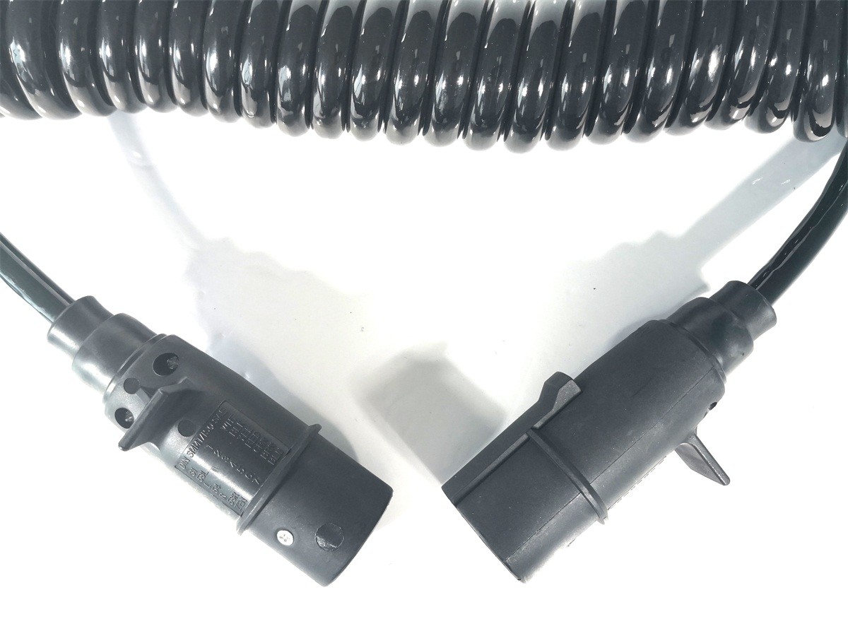 Automotive 24V Trailer Cable Nylon Plug High Tension RV Blade Molded
