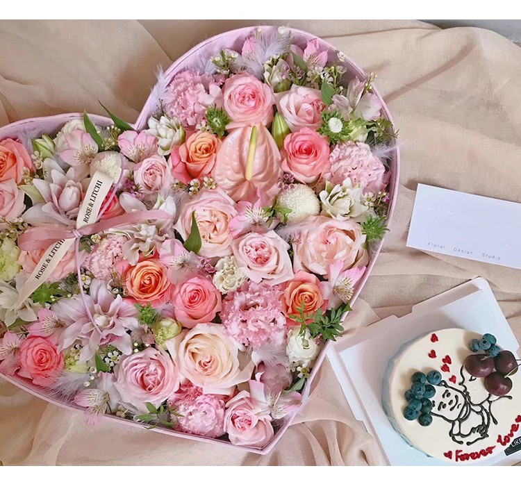 Rigid Paperboard Gift Boxes Matt Black Rose Packaging Florist Bouquet Box