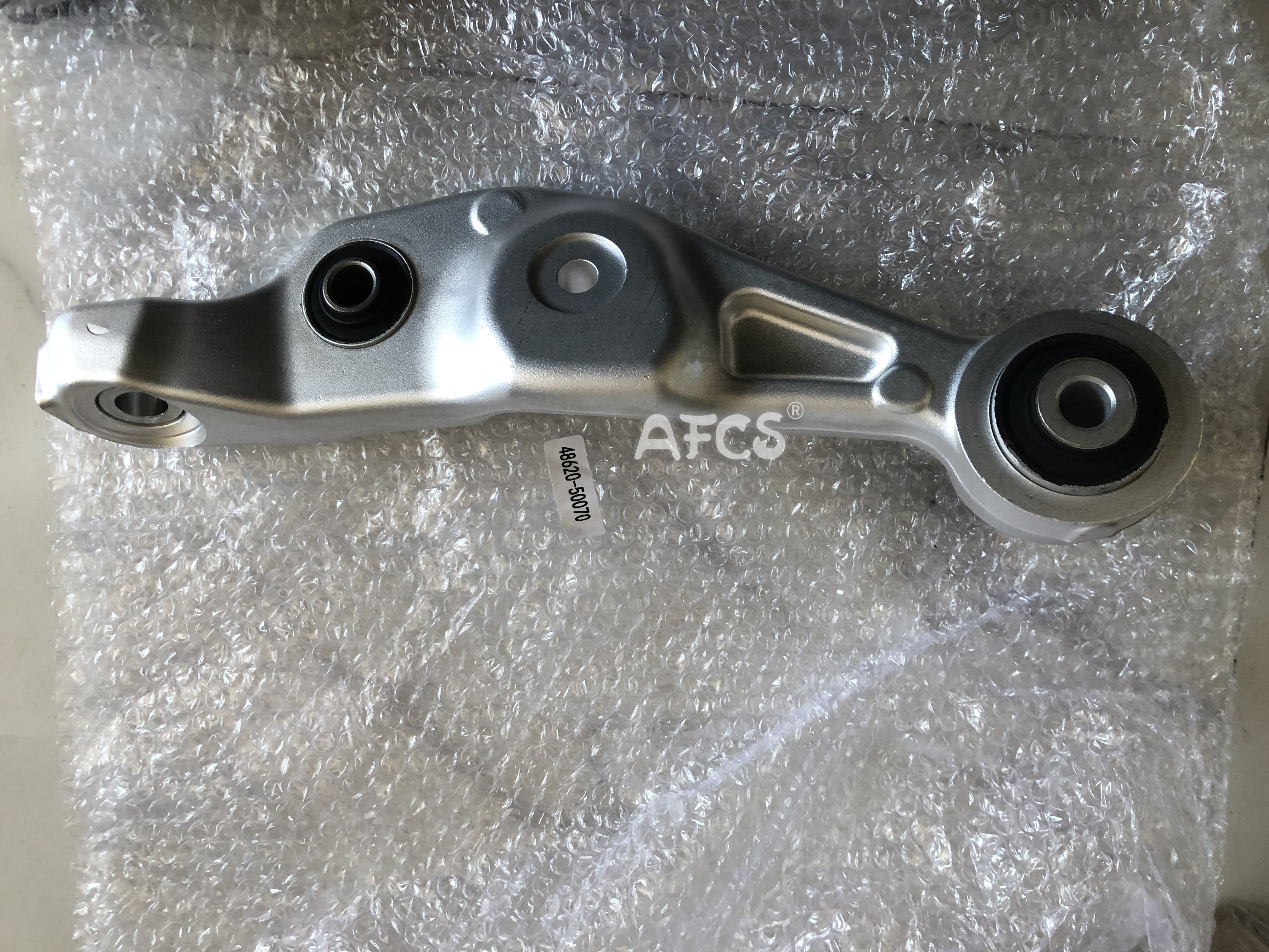 48640-50070 48620-50070 Control Arm Front Axle Left Lower For Lexus Ls F4