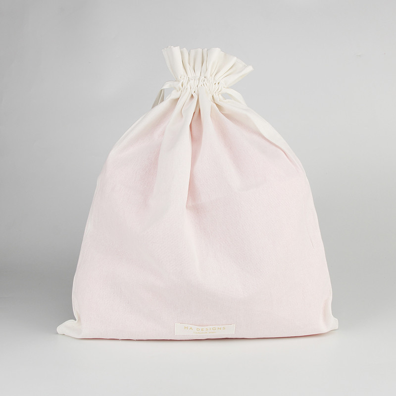 Custom Design Drawstring Cosmetic Packaging Bag pouch With Fabric Label