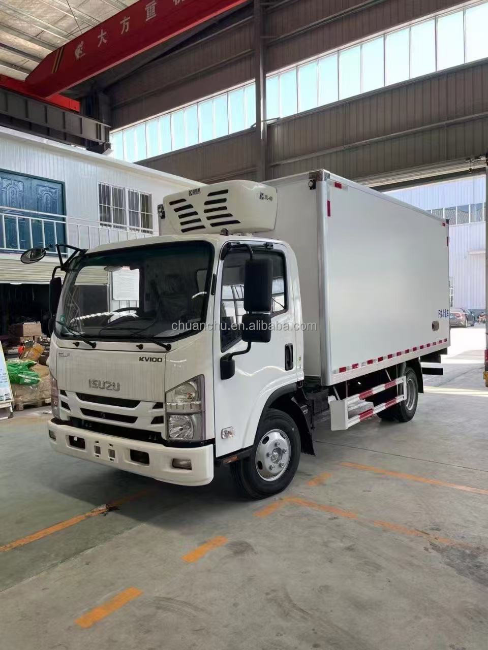 3470mm Dimensions 3 Tons 5 Tons 1SUZU KV100 Refrigerated Truck 4.2m Van Box Refrigerator Trucks