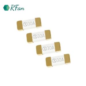 China R1032.30A Ceramic Patch SMD Fuse 125V/250V/300V DC For Circuit Protection factory