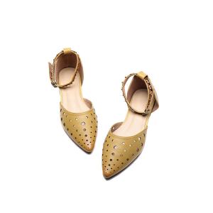 China S378 Sandals Women 2020 New Hole Shoes Hollow, Breathable And Cool One-Word Flower Shoe Buckle Pointed Sandals factory