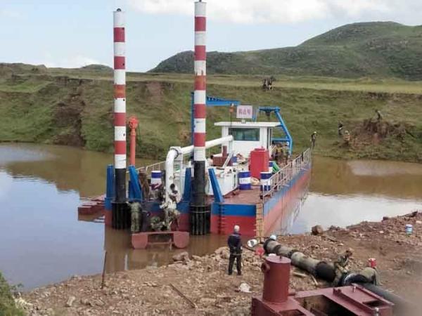 Small Sand Dredge For Sale Ship For Sand Dredging From Sea WN250 Pump 1100 M