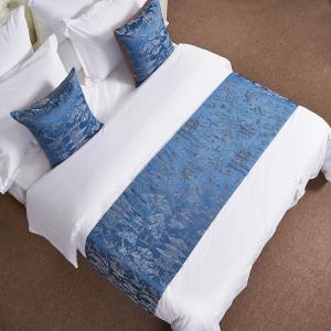 China Geometric Pattern Hotel Bed Runner Bed Clothes Bed Linen Cushion For Adult factory