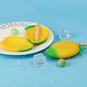 DIY Cartoon Silicone Mold – BPA-Free Reusable Silicone Ice Cube Tray with Cute