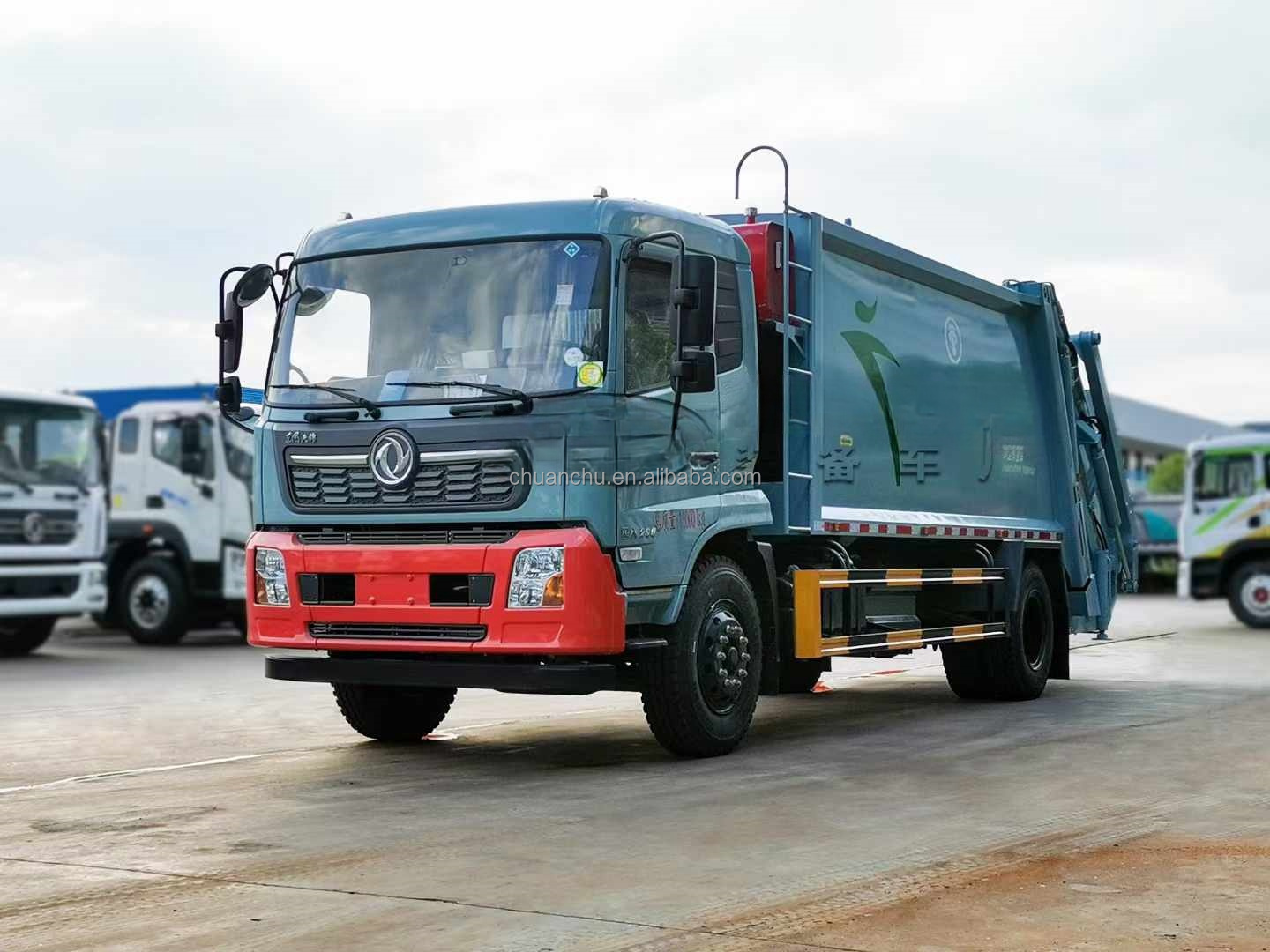 Directly Supply Dongfeng 4*2 Compactor Garbage Truck with Manual Transmission Waste Compression Truck