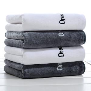 China Multicolor Laser Marking Printing Embroidery Microfiber Beach Towel for Fitness factory
