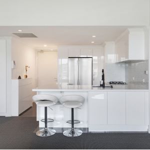 China Focus On Custom High Gloss Kitchen Cabinets White Lacquer Kitchens Cabinets Modern Kitchen Cabinet Set on sale