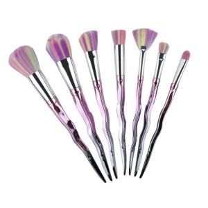 China Fantastic Cosmetic Rainbow Makeup Brush Set 7pcs Bristles And Plastic Handle factory