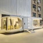 Customized Outdoor Glass Bright Cottage for Couples Holiday in Contemporary