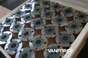 China 300LBS Annealed Forged Steel Flange Bright Smooth Surface 125-250 RMS / 3.2-6.3µM factory