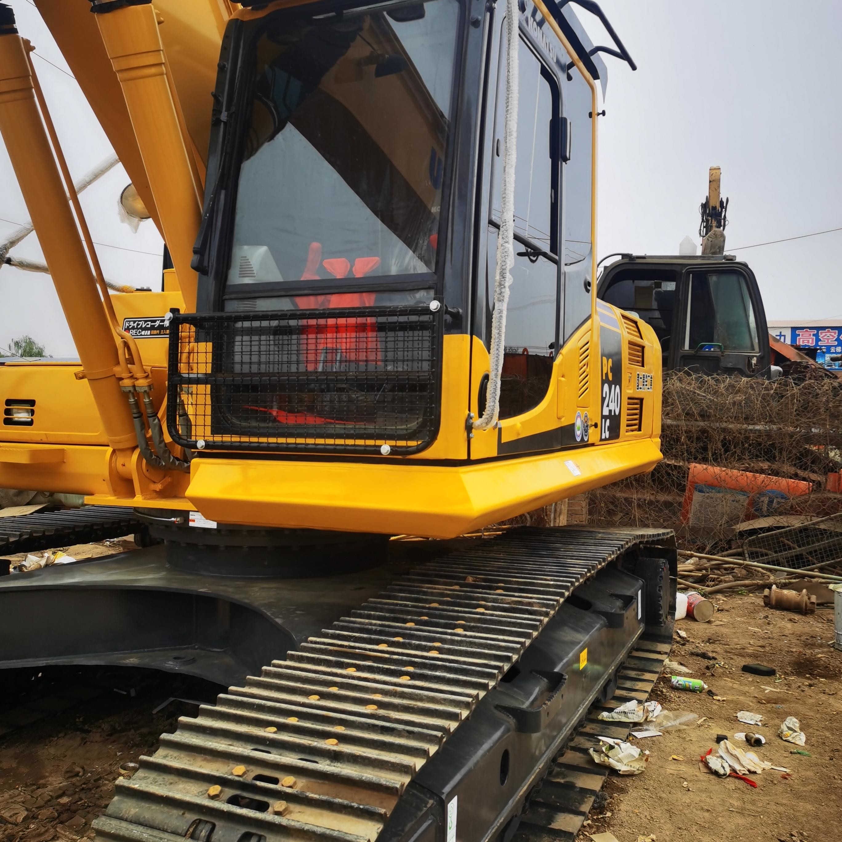 Used Komatsu Excavator PC240LC secondhand 24ton Medium Type Crawler Digger